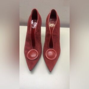 ICONE MADE IN ITALY SUEDE LEATHER Red High Heels with Unique Cutout